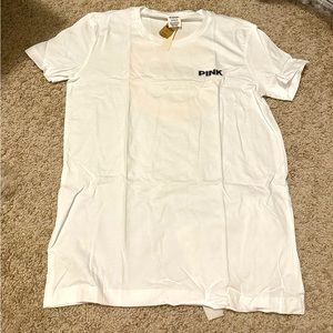 Vs pink small t shirt hot pink round graphics in the back